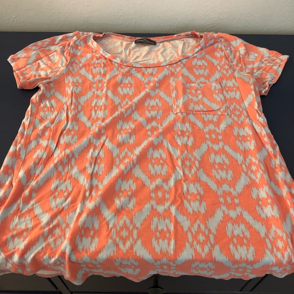 Basic pocket tee